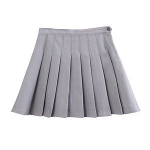 Super cute tennis skort in the size 6